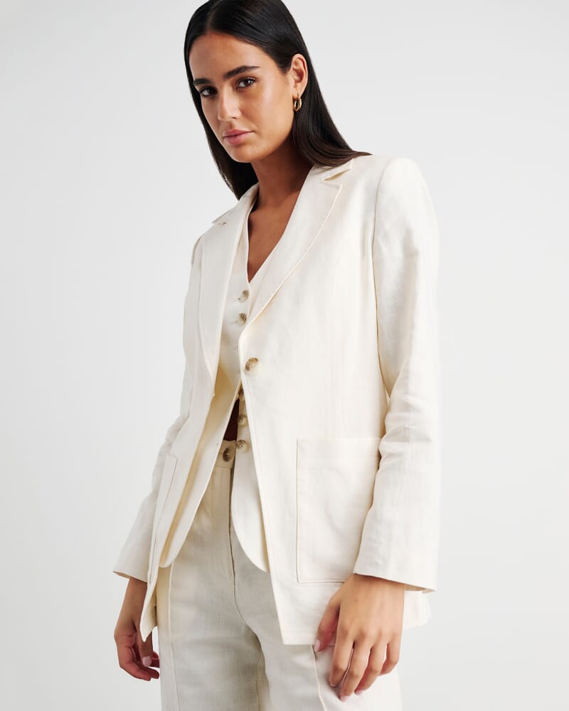 Kayla Linen Blazer in MILK