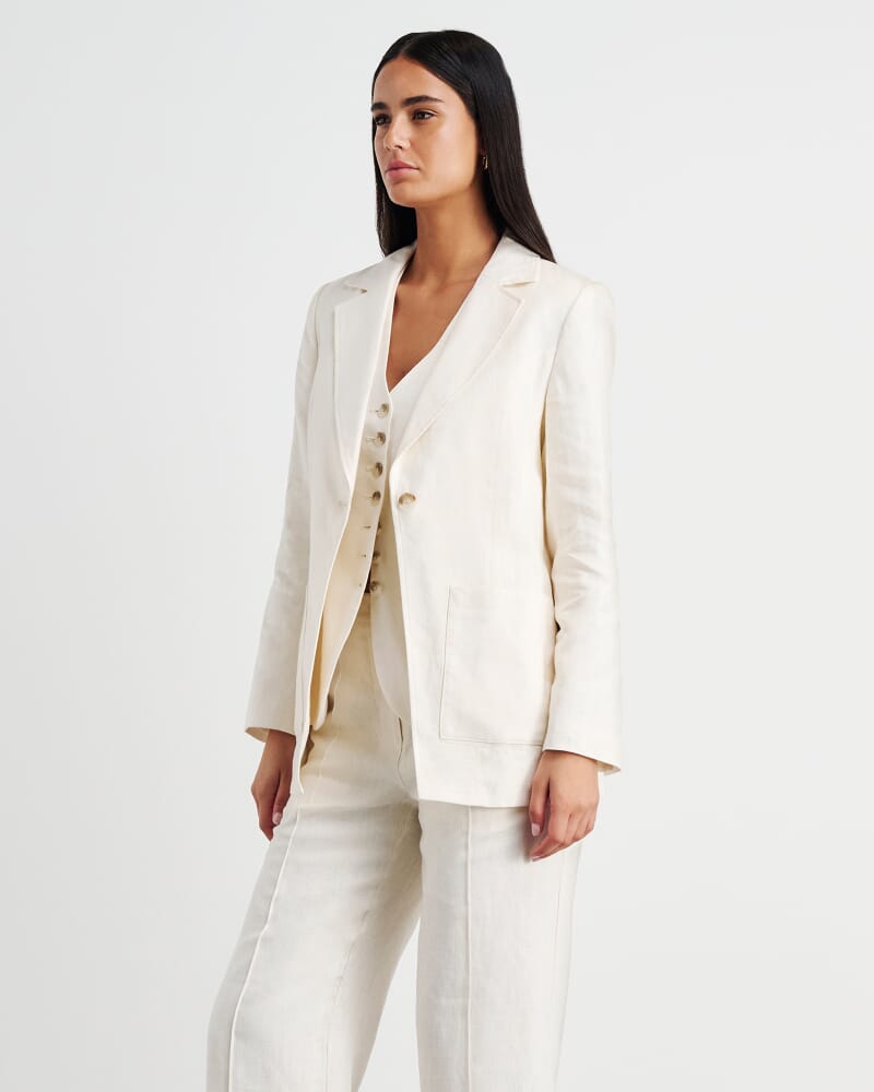 Kayla Linen Blazer in MILK