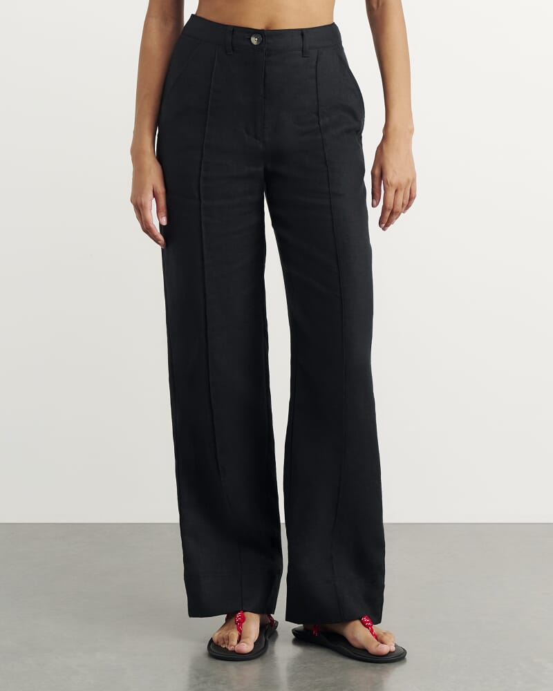 Kayla Linen Pintuck Pant in BLACK