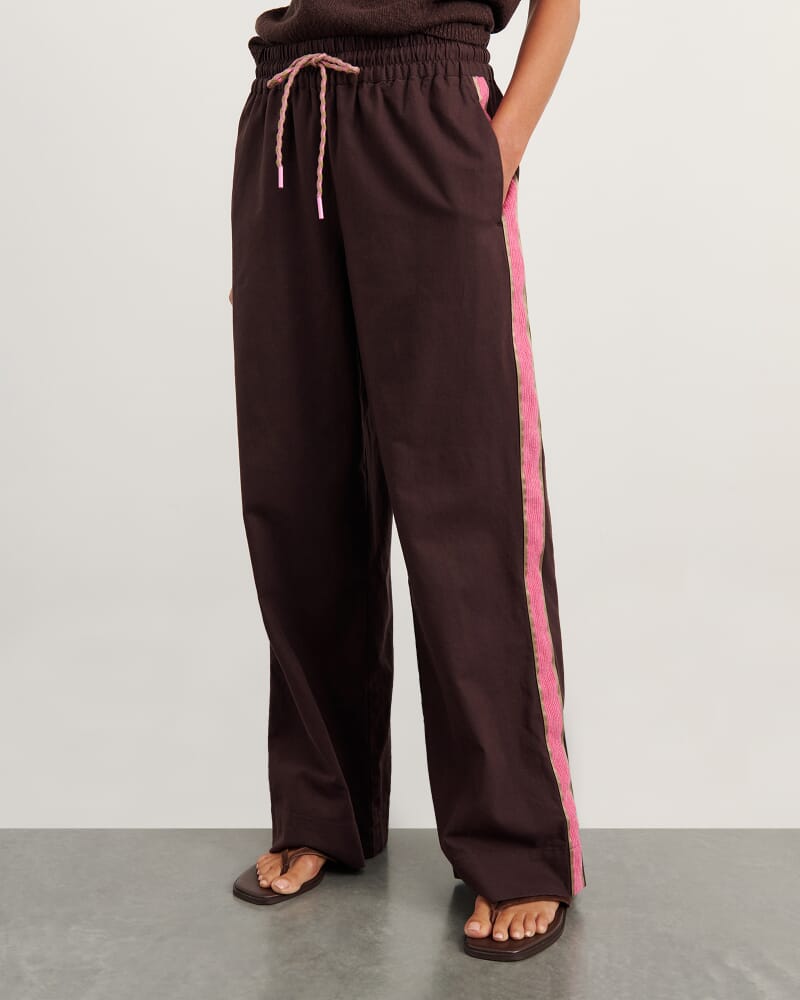 Liv Pant in CHOCOLATE