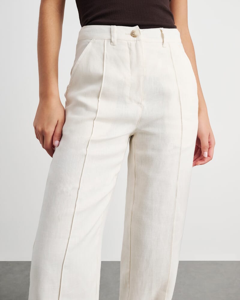 Kayla Linen Pintuck Pant in MILK