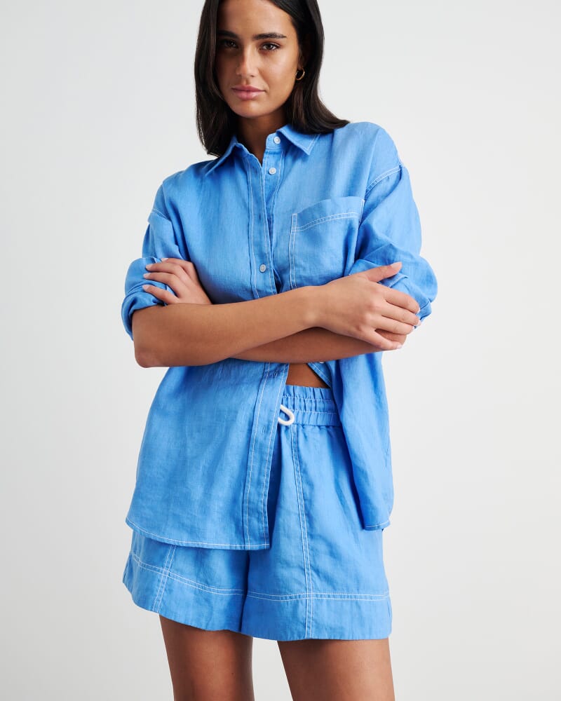 Gigi Linen Pull On Short in AZURE