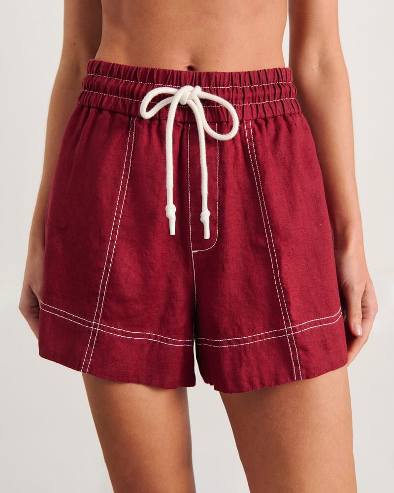 Gigi Linen Pull On Short in BURGUNDY