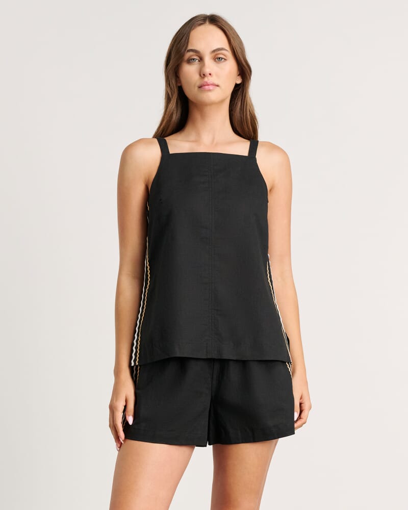 Liv Apron Top in BLACK