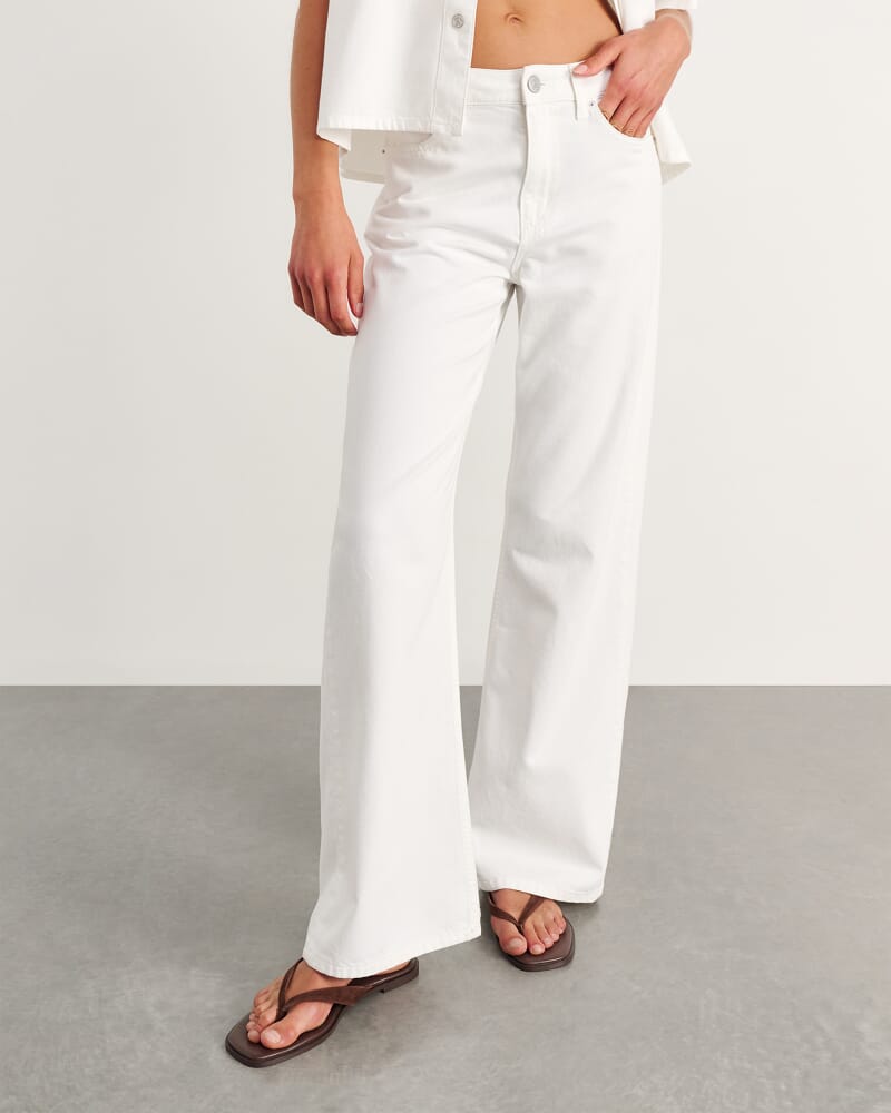 Carrie Slouch Jean in WHITE