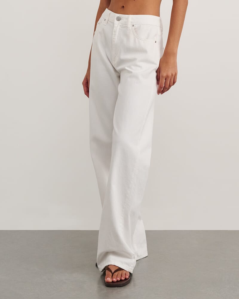 Carrie Slouch Jean in WHITE