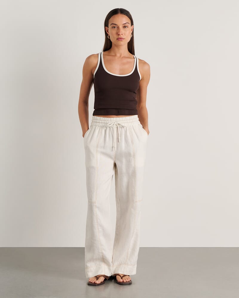 Gigi Relaxed Pant in WHITE