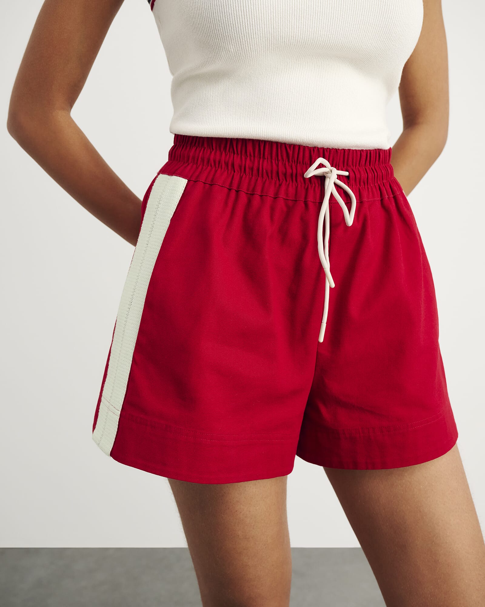 Canvas Contrast Short