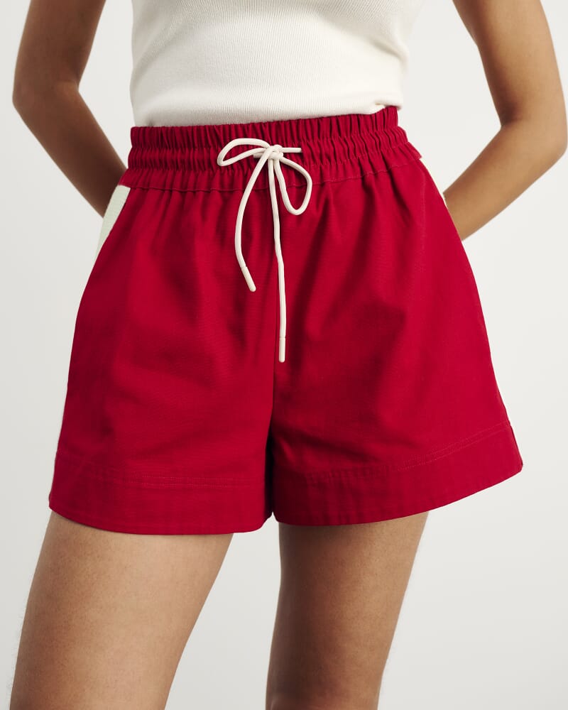 Canvas Contrast Short in DEEP RED
