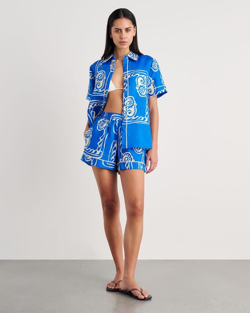 Ceezee Linen Pull On Short in BLUE MULTI