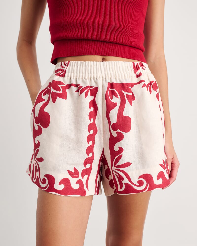 Wave Linen Pull On Short in RED MULTI