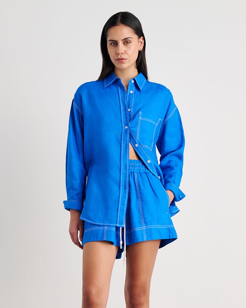 Gigi Linen Relaxed Shirt in BRIGHT BLUE