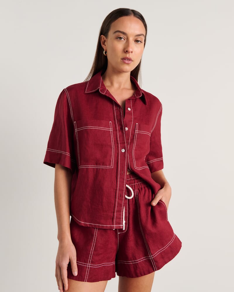 Gigi Short Sleeve Shirt in BURGUNDY
