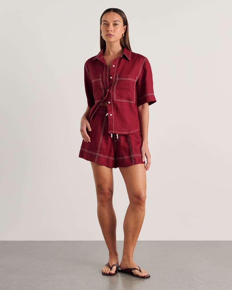 Gigi Short Sleeve Shirt in BURGUNDY