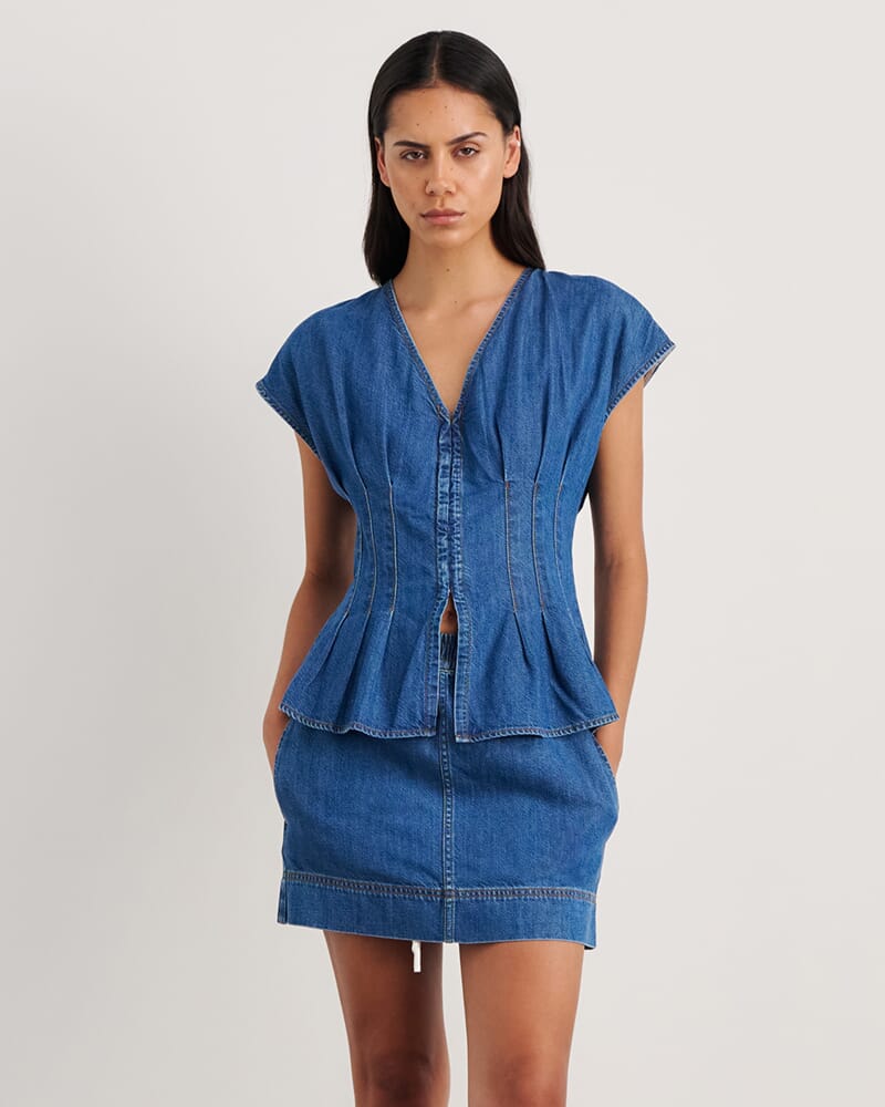 Loe Pintuck Denim Top in BLUE VINTAGE