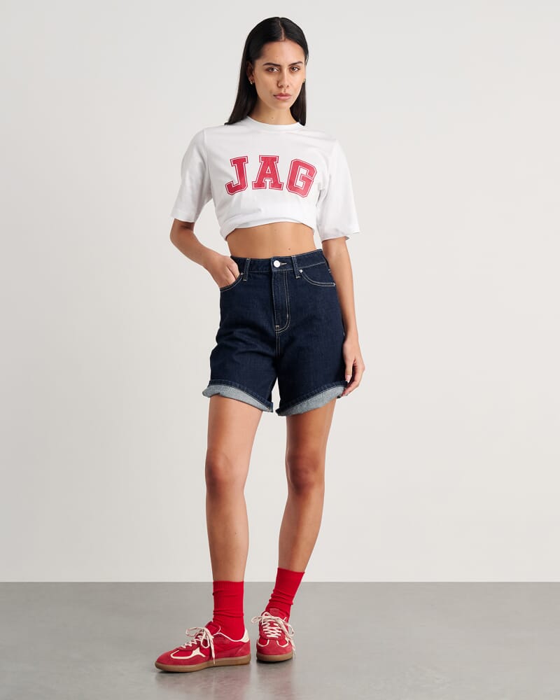 Aston Short Sleeve Tee in WHITE/MERLOT