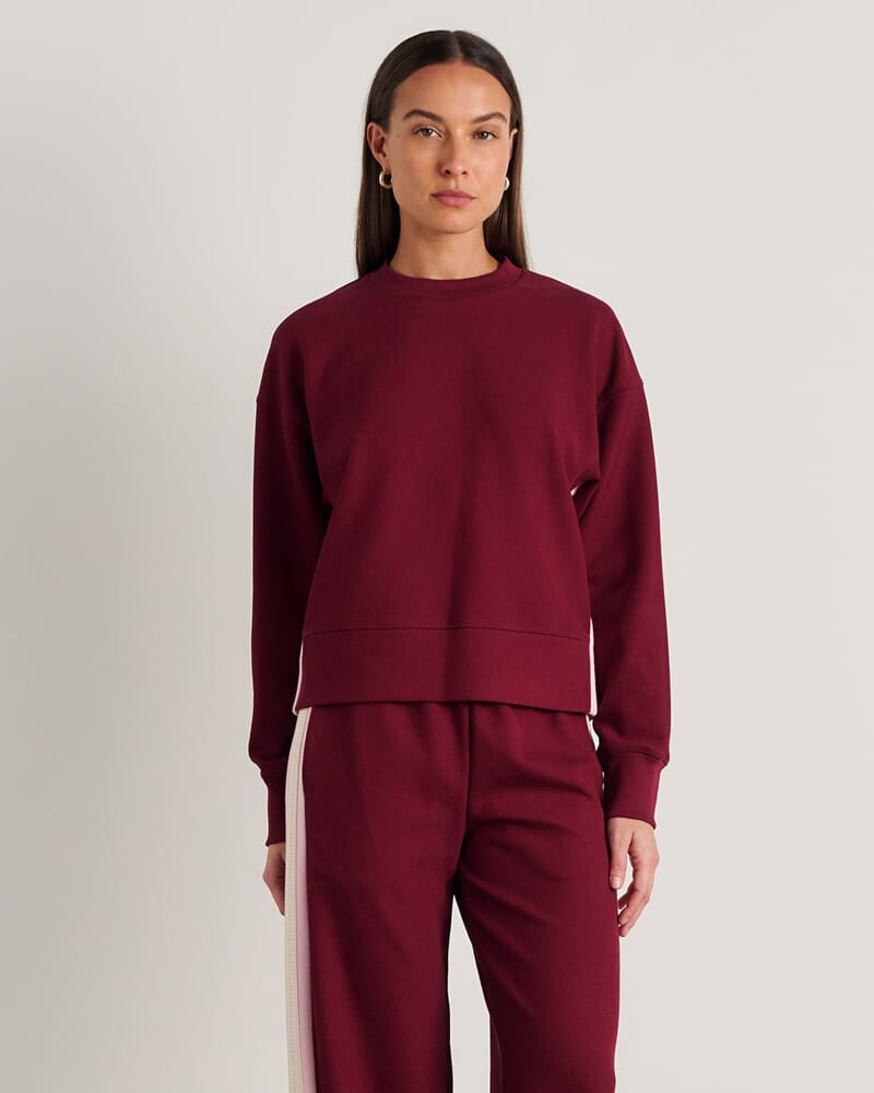 Leonie Top in MAROON