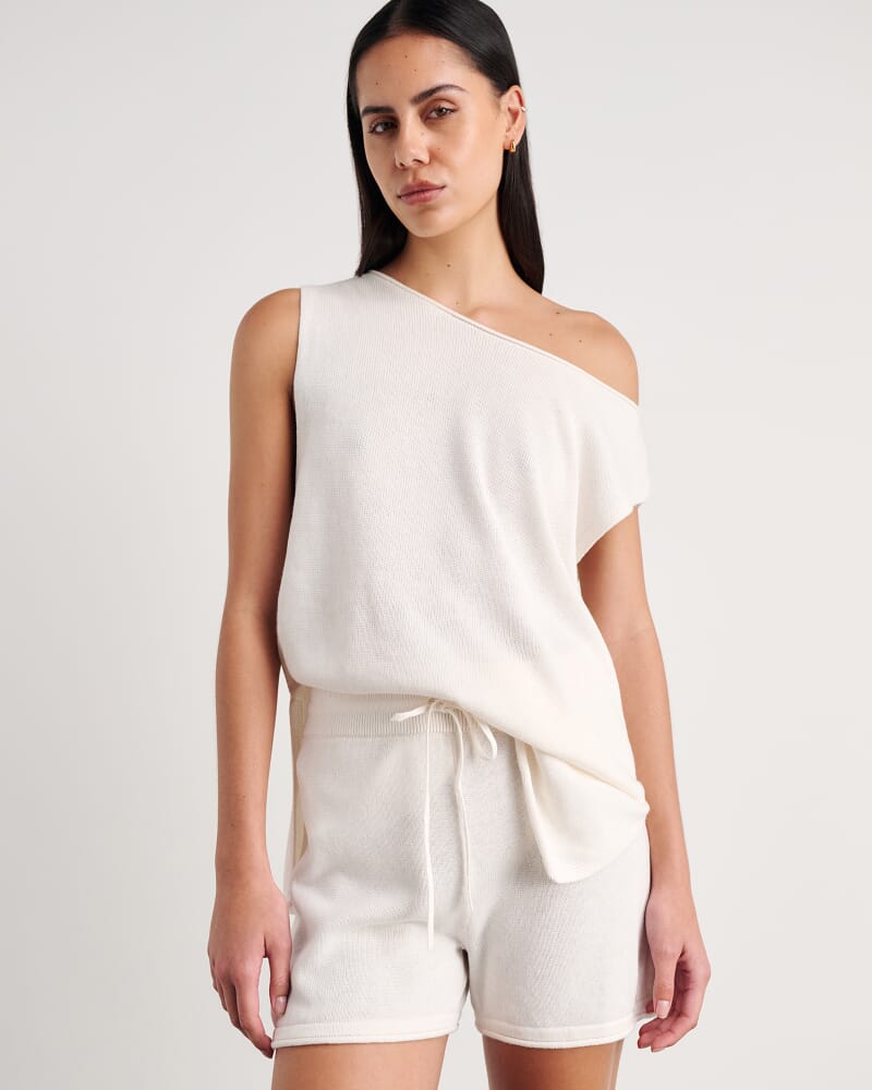 Brita Relaxed Knit T Shirt in MILK