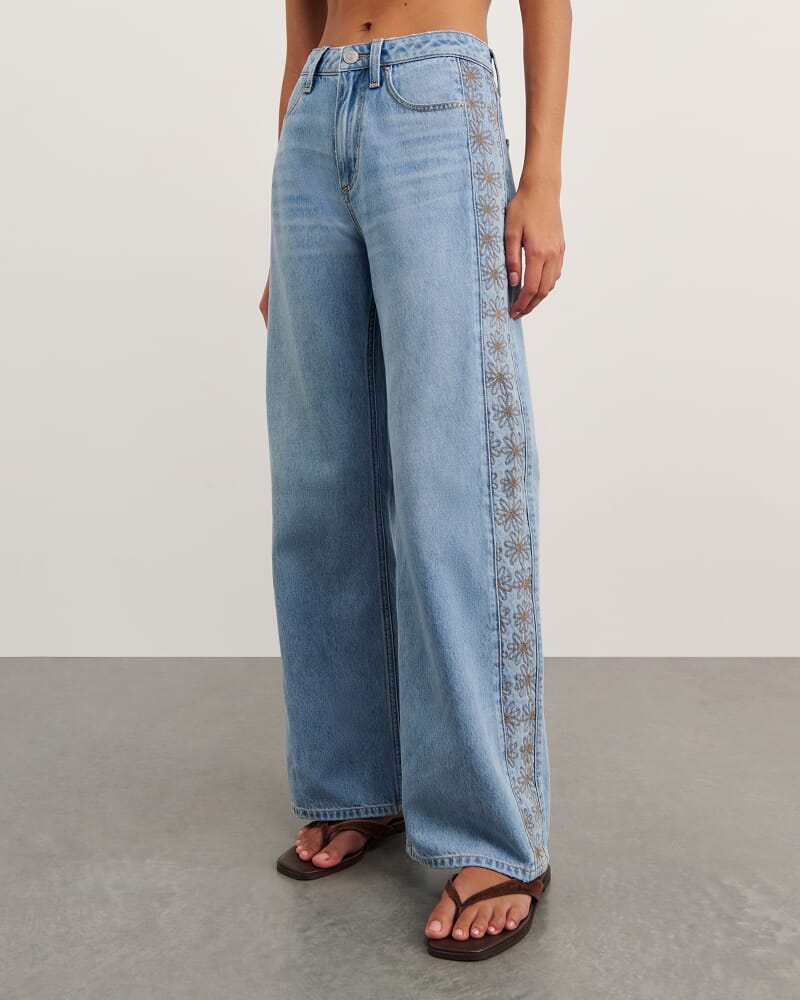 Fleur Slouch Jean in MID BLUE WASH
