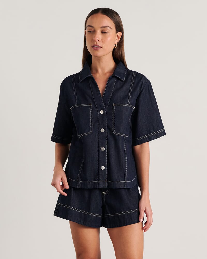 Loe Short Sleeve Shirt in RAW WASH