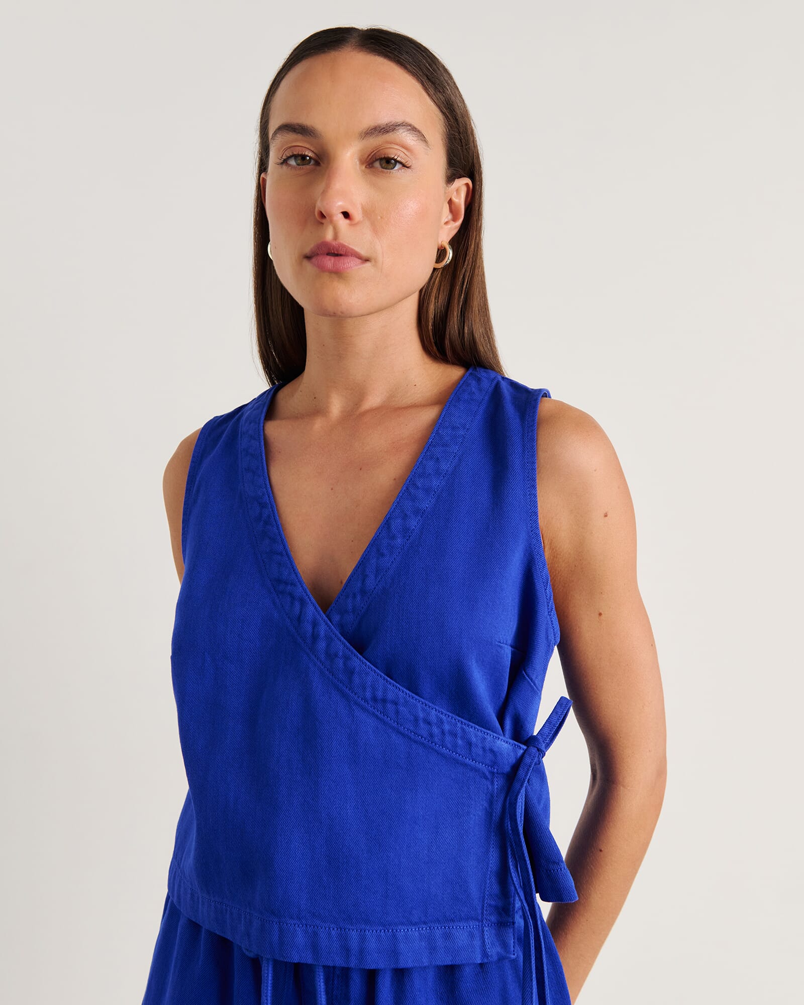 Loe Wrap Top