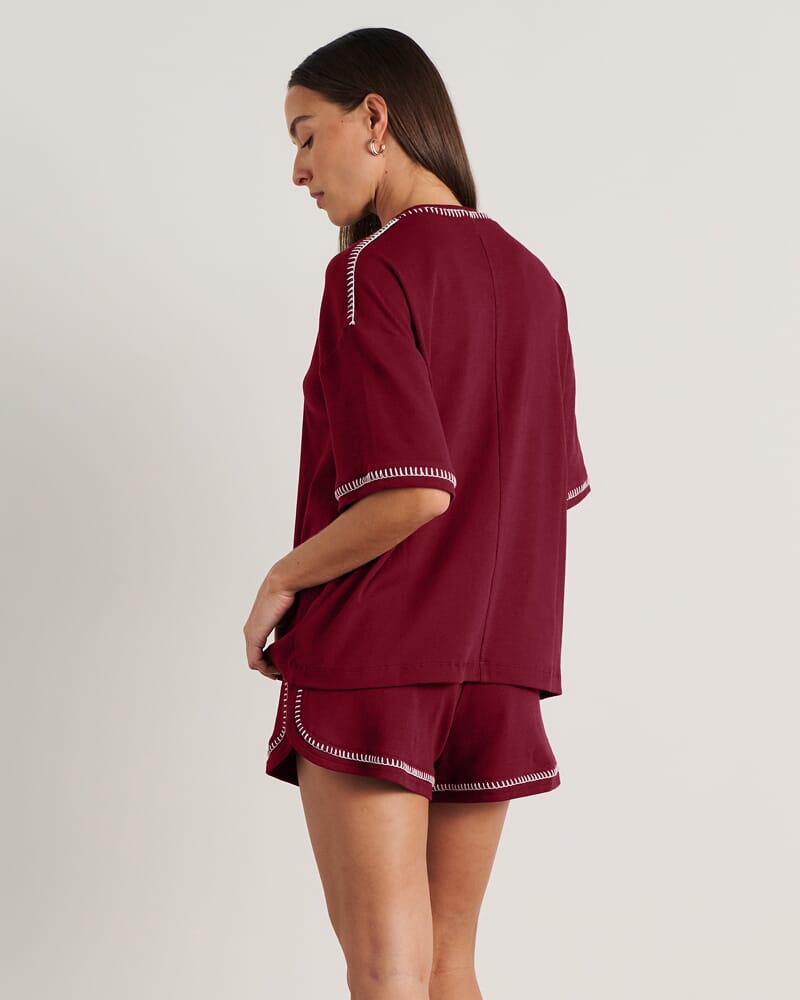 Celina Tee in BURGUNDY
