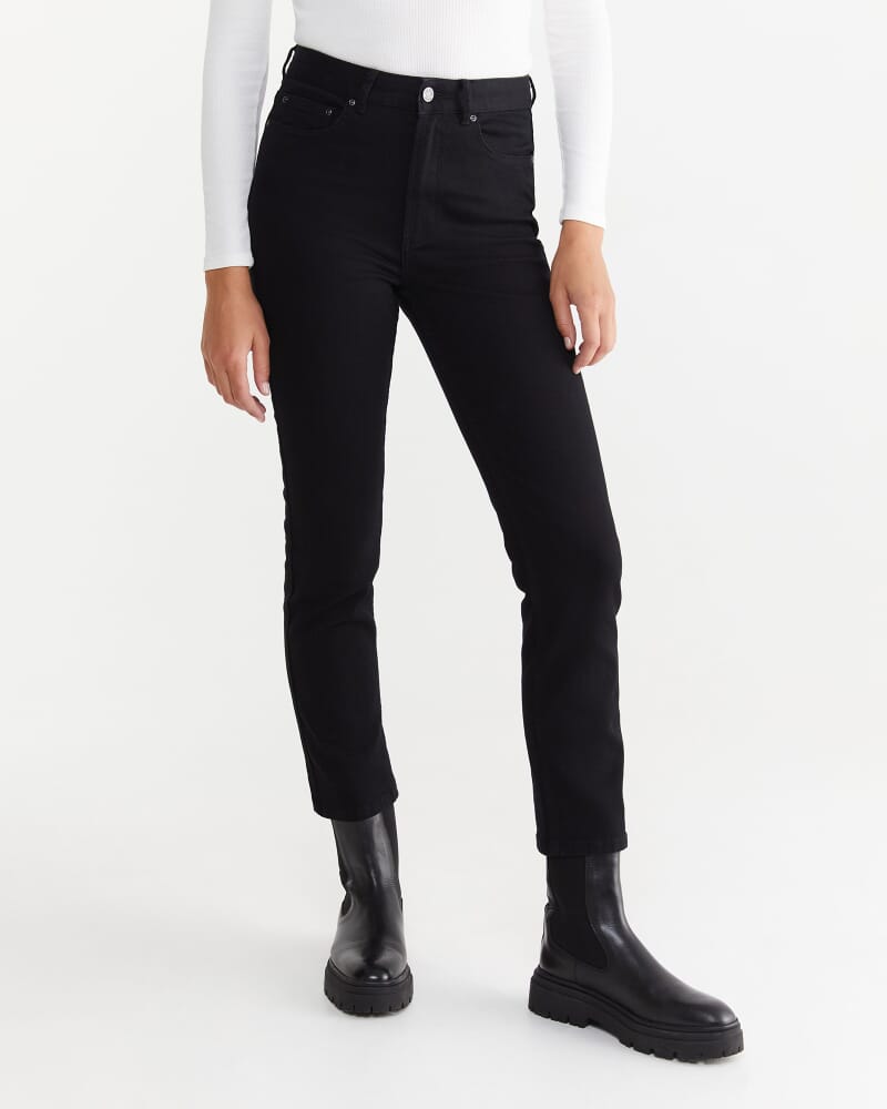 Bianca Ankle Grazer Jeans in BLACK