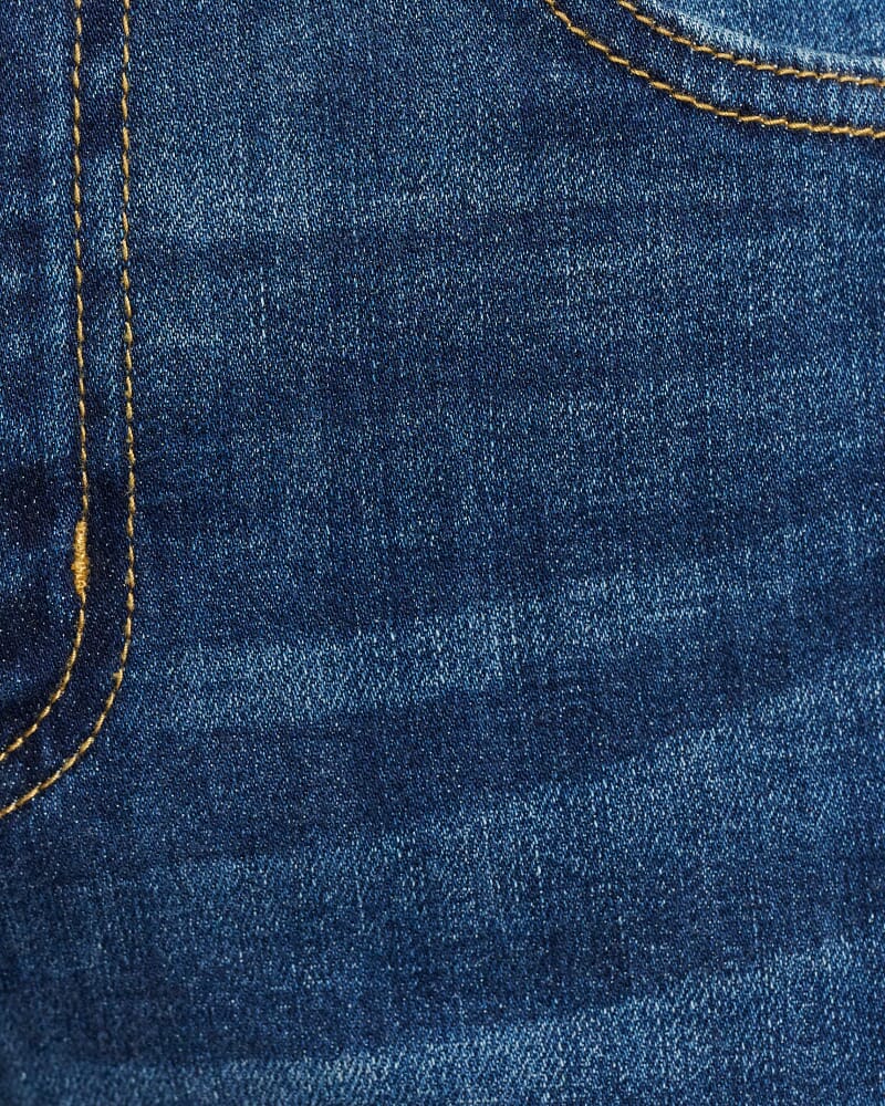 Bianca Slim Straight Jeans in BALTIC