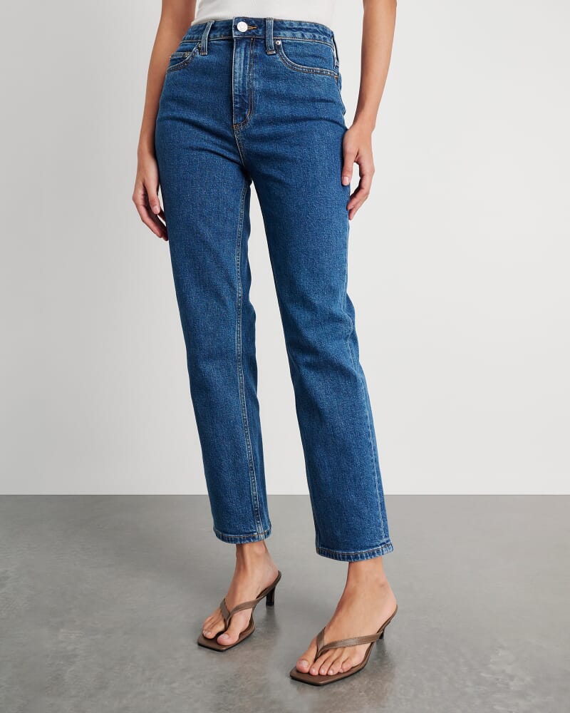 Riley Straight Crop Jean in BLUE WASH