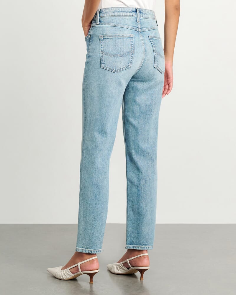 Riley Straight Crop Jean in LIGHT VINTAGE