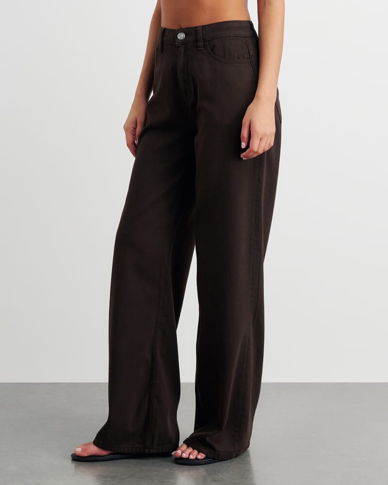 Loe Mid Rise Straight Jean in DARK CHOCOLATE