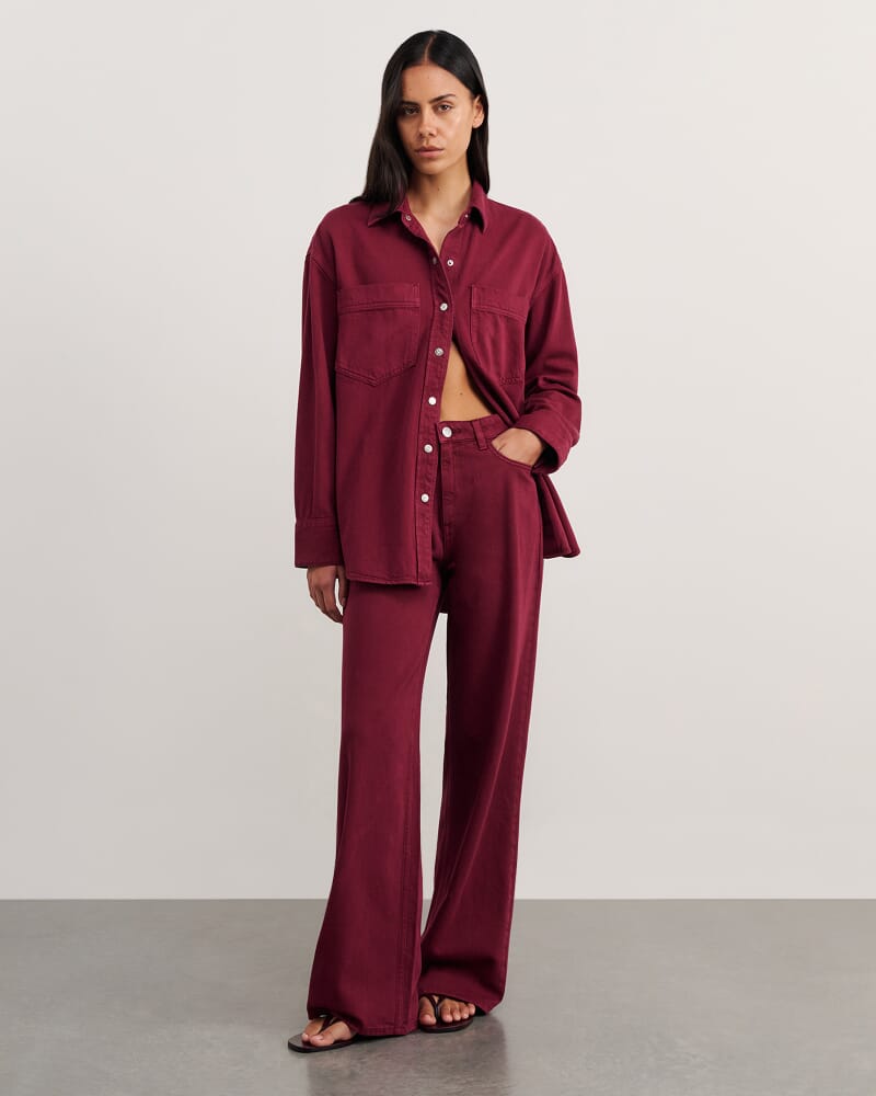 Loe Mid Rise Straight Jean in WINE