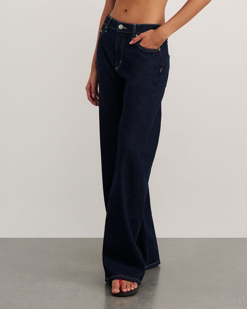 Carrie Slouch Jean in RAW WASH