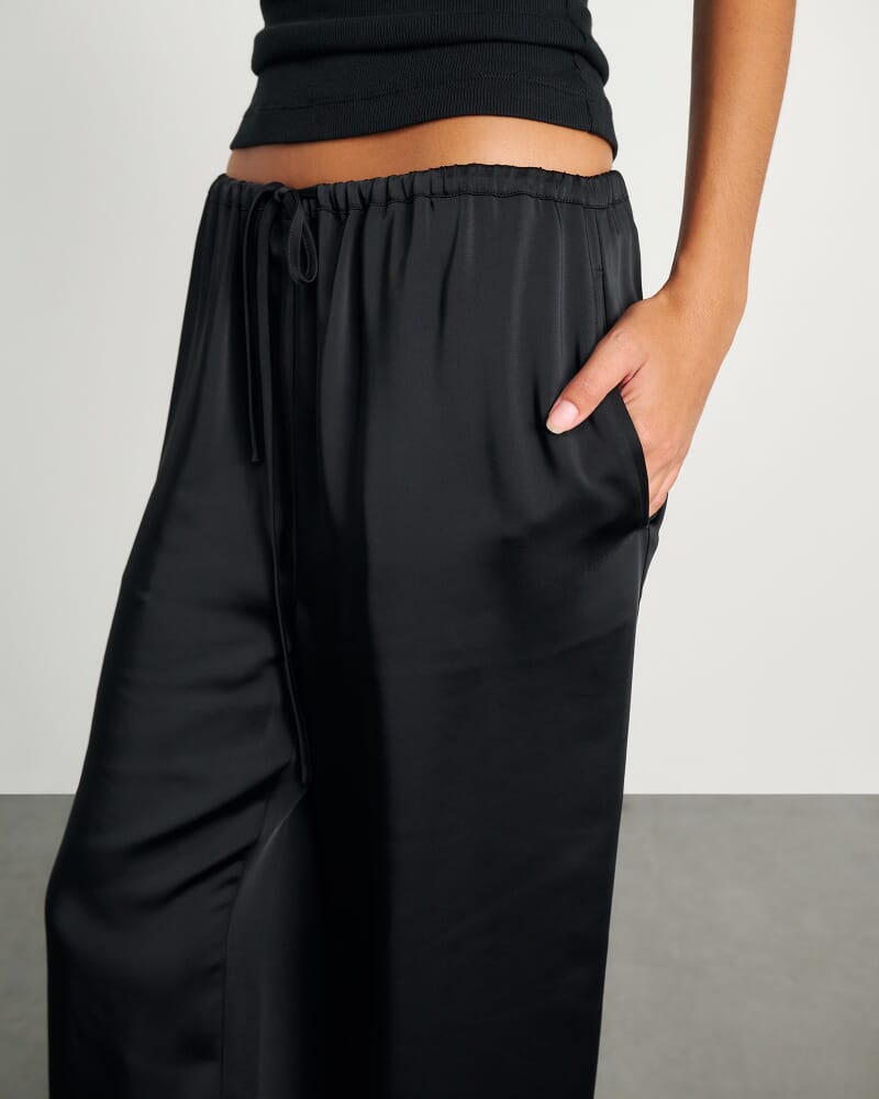 Maddi Drawcord Pant in BLACK
