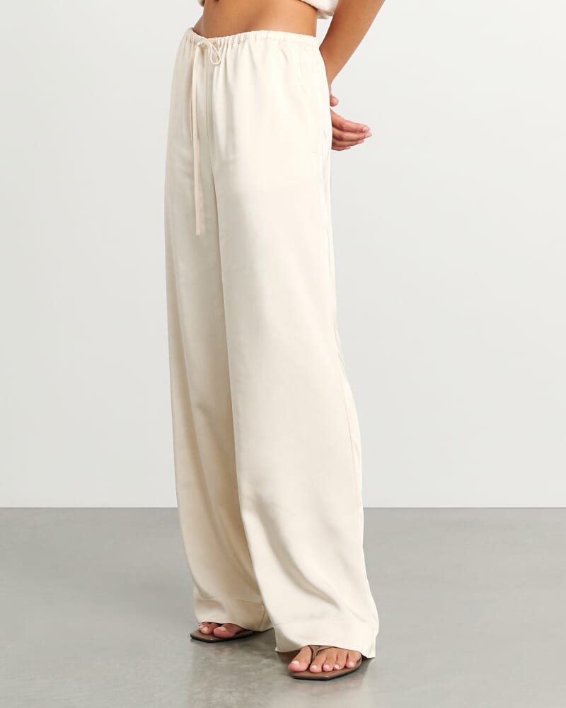 Maddi Drawcord Pant in SHELL