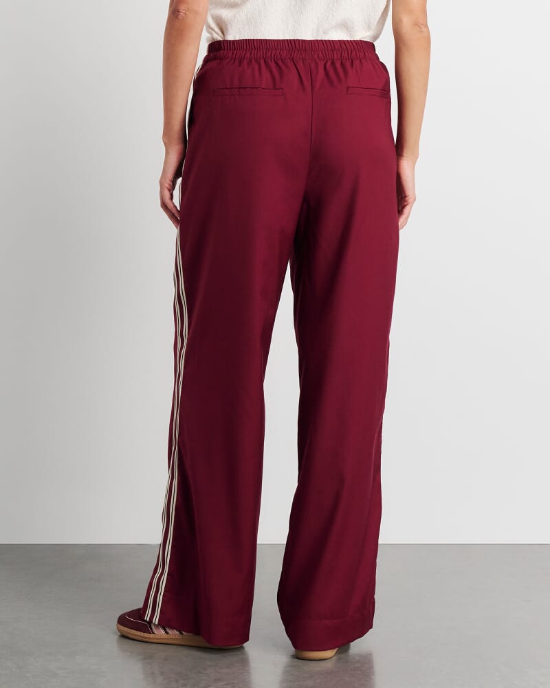 Gia Pull On Pant in WINE