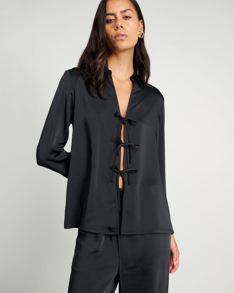 Maddi Tie Shirt in BLACK