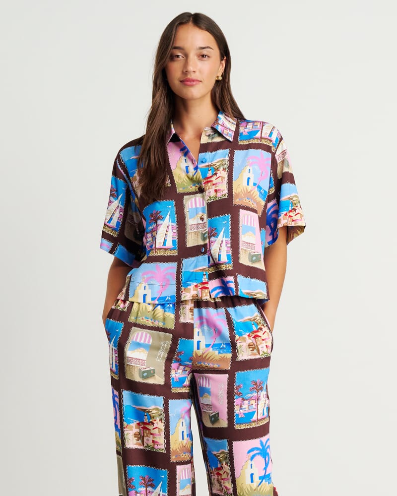 Panorama Crop Short Sleeve Shirt in BROWN MULTI