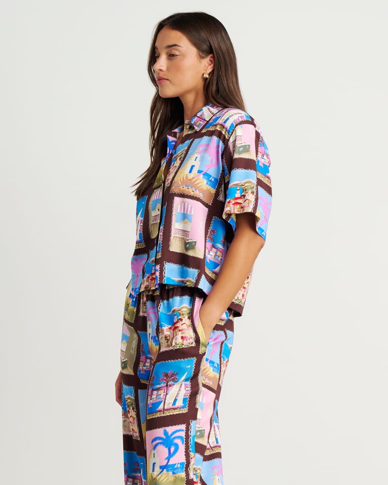 Panorama Crop Short Sleeve Shirt in BROWN MULTI