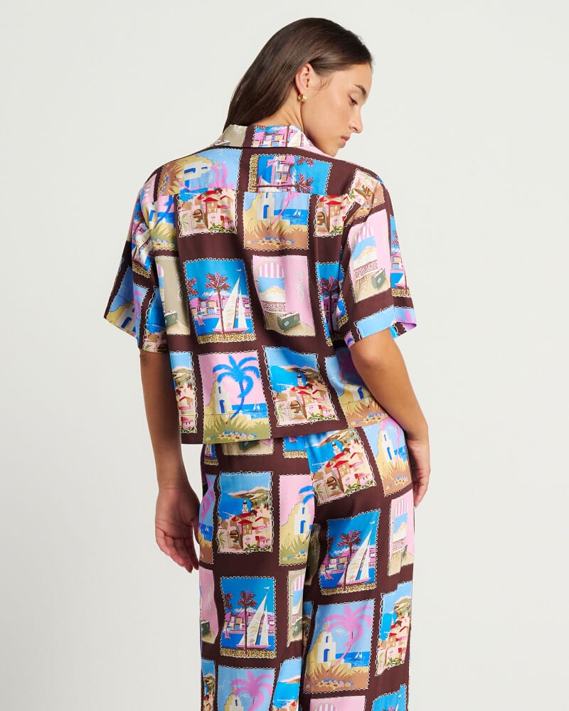 Panorama Crop Short Sleeve Shirt in BROWN MULTI