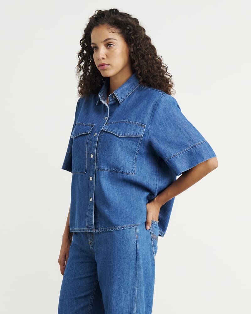 Loe Denim Shirt in BLUE VINTAGE