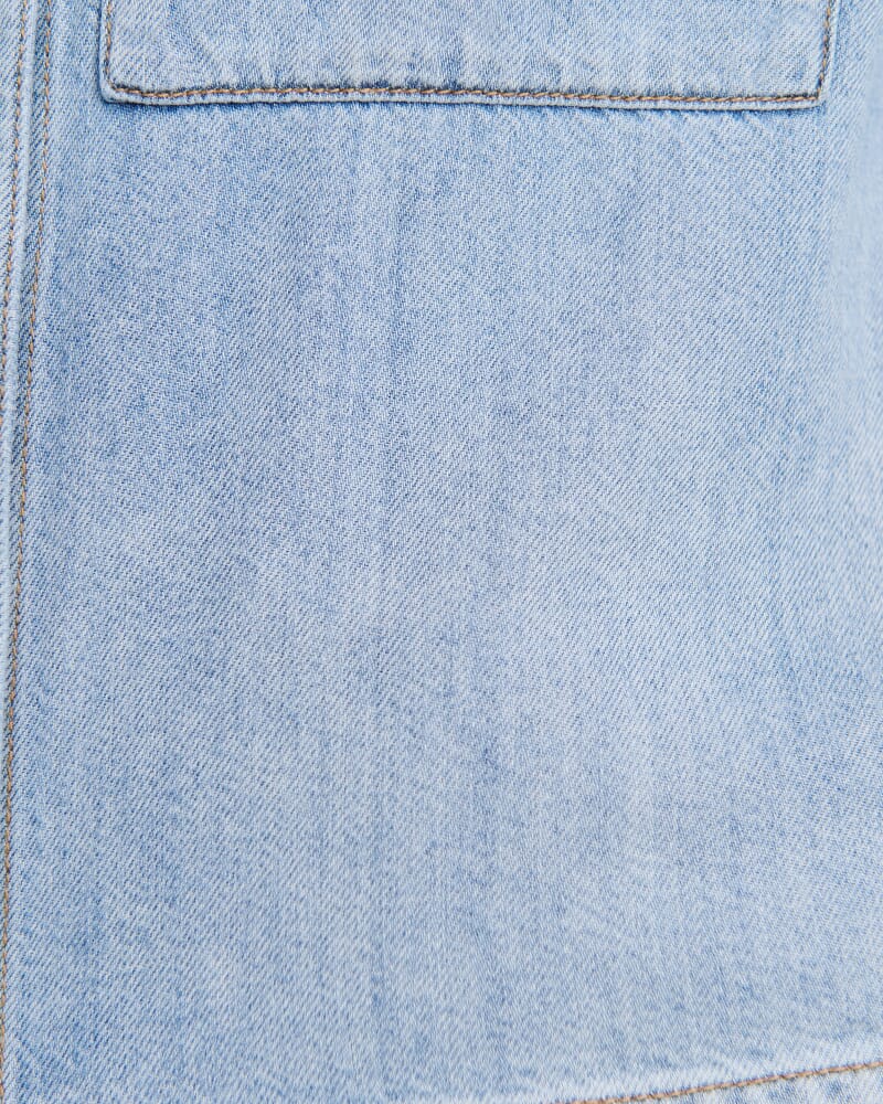 Loe Denim Shirt in LIGHT WASH