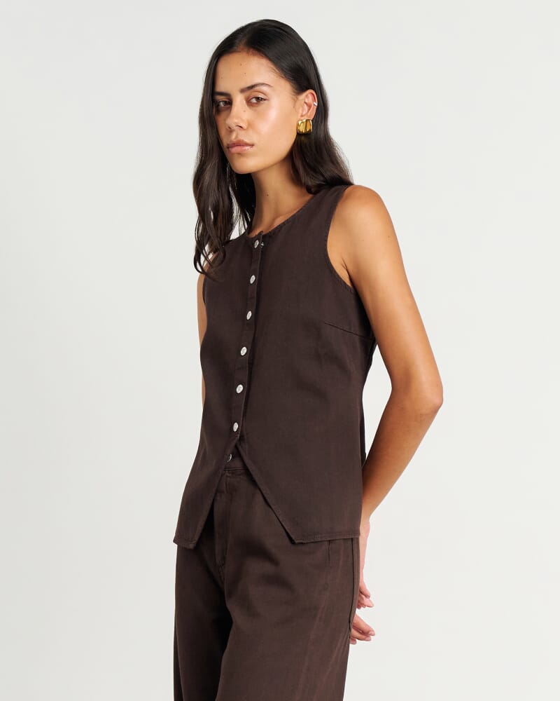 Loe Denim Vest in DARK CHOCOLATE