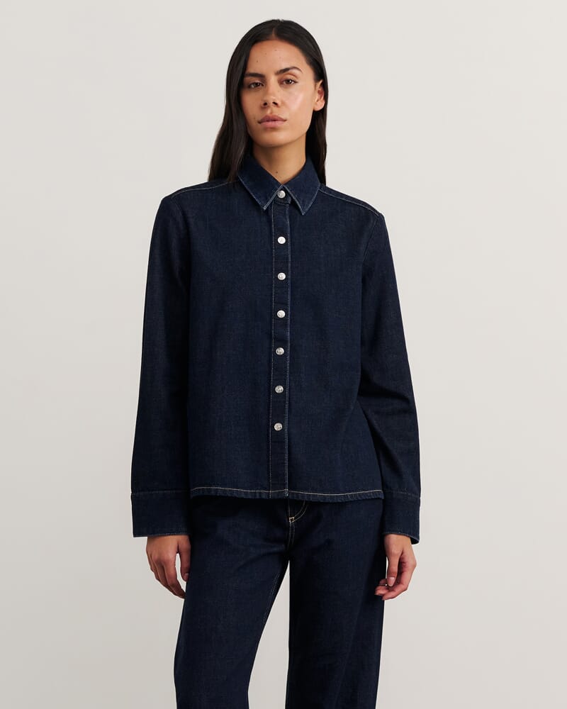 Cora Denim Shirt in RAW WASH