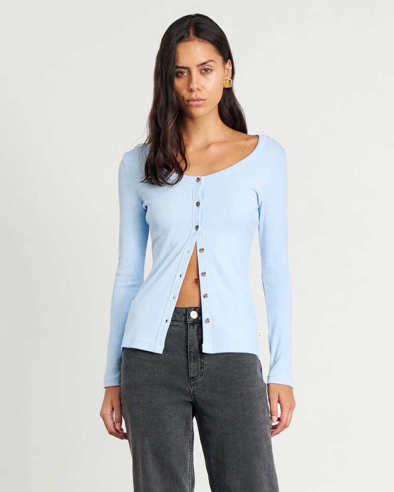 Hallie Rib Long Sleeve Top in LIGHT BLUE