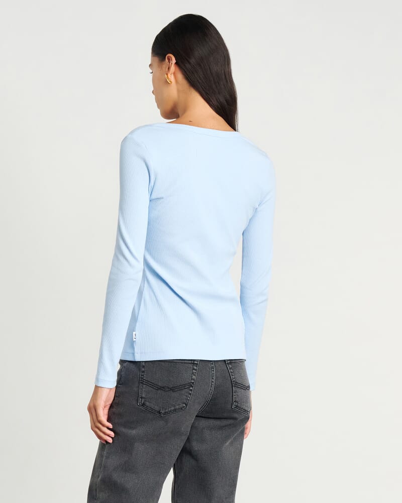 Hallie Rib Long Sleeve Top in LIGHT BLUE