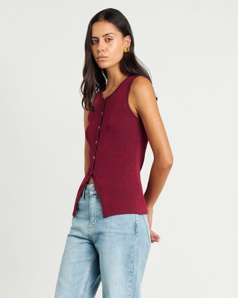 Alora Longline Knit Vest in WINE