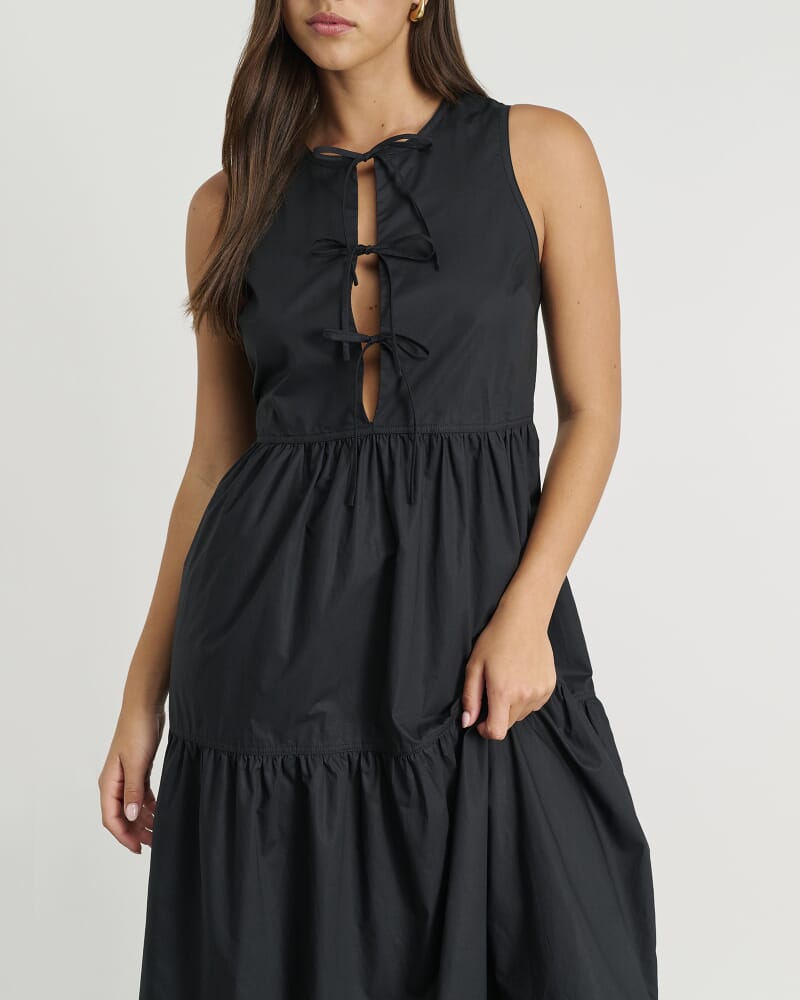 Sleeveless Tie Maxi Dress in BLACK