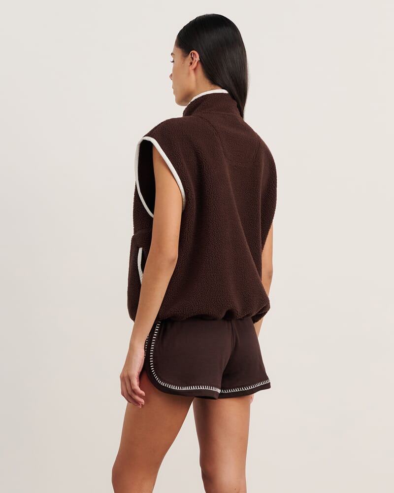 Polar Fleece Vest in DARK CHOCOLATE