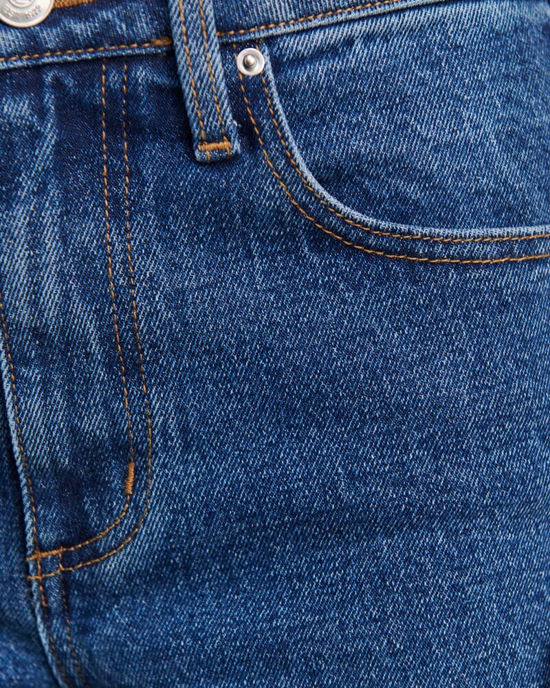 Bambi Crop Jean in BLUE WASH